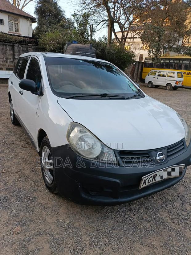 Nissan Advan 2012 White