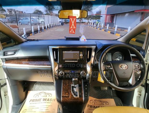 Toyota Vellfire 2018 Pearl