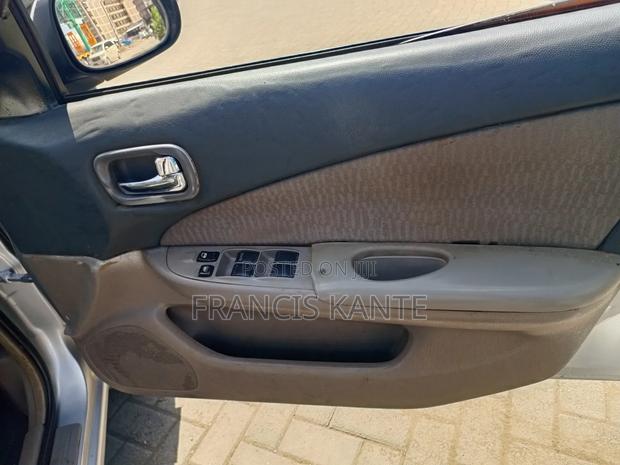 Nissan FB15 2008 Silver