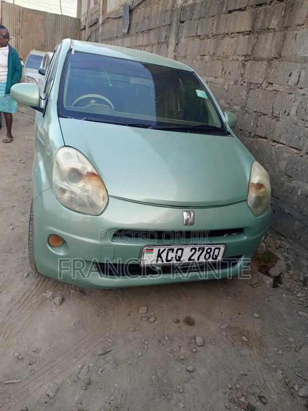 Toyota Passo 2012