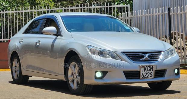 Toyota Mark X 2011 Silver