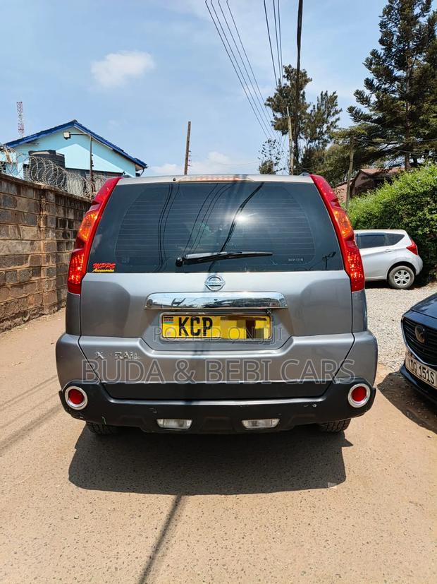 Nissan X-Trail 2.0 Petrol XE 2010 Silver
