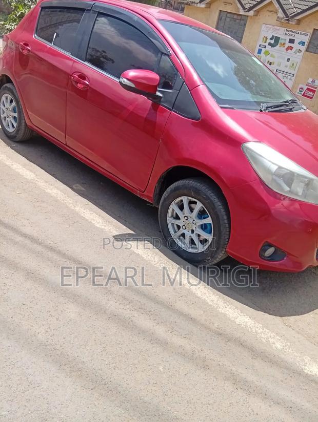 Toyota Vitz 1.3 FWD 5dr 2011 Red