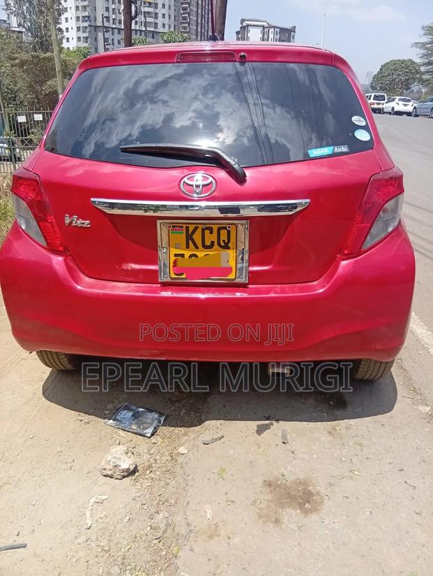 Toyota Vitz 1.3 FWD 5dr 2011 Red