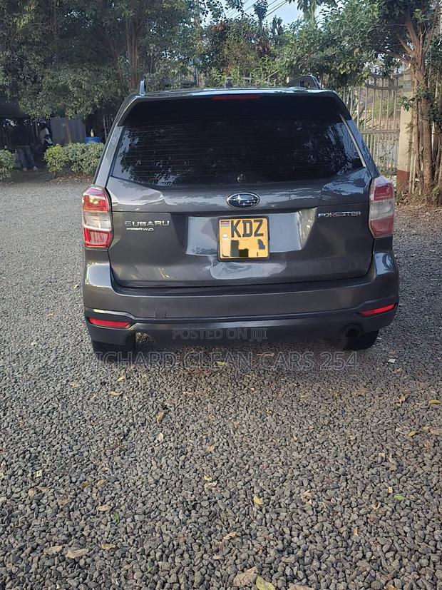 Subaru Forester SV Premium 2014 Gray
