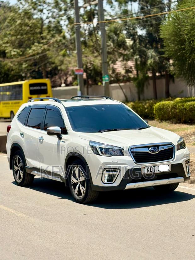 Subaru Forester 2019 White