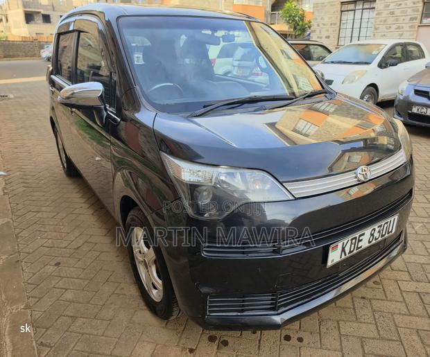 Toyota Spade 2014 Black