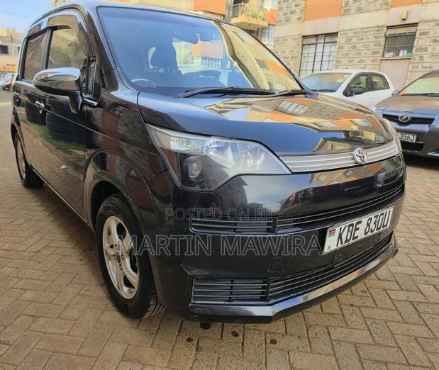 Toyota Spade 2014 Black
