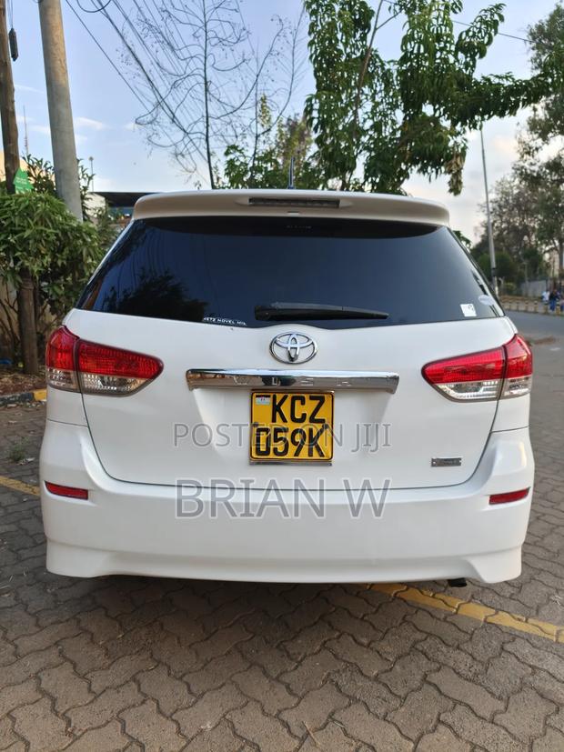 Toyota Wish 2012 Pearl