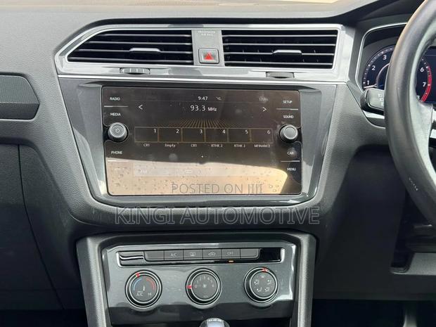 Volkswagen Tiguan 2019 Gray