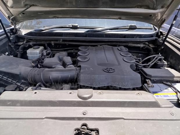 Toyota Land Cruiser Prado 2015 Gray