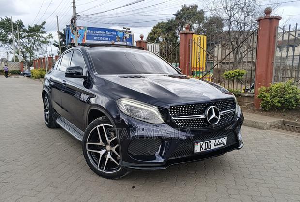 Mercedes-Benz GLE-Class 2016 Blue