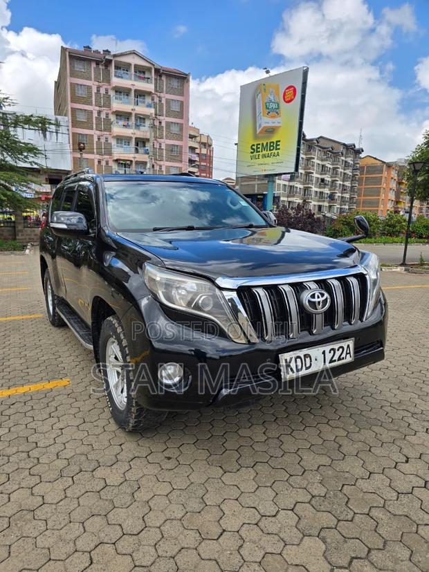 Toyota Land Cruiser Prado 2016 Black
