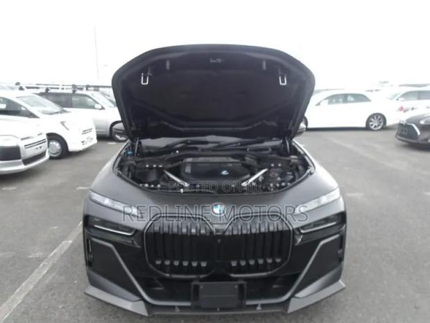 BMW 740 2025 Black