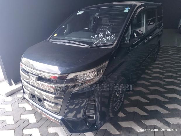 Toyota Noah 2.0 AWD (7 Seater) 2020 Black