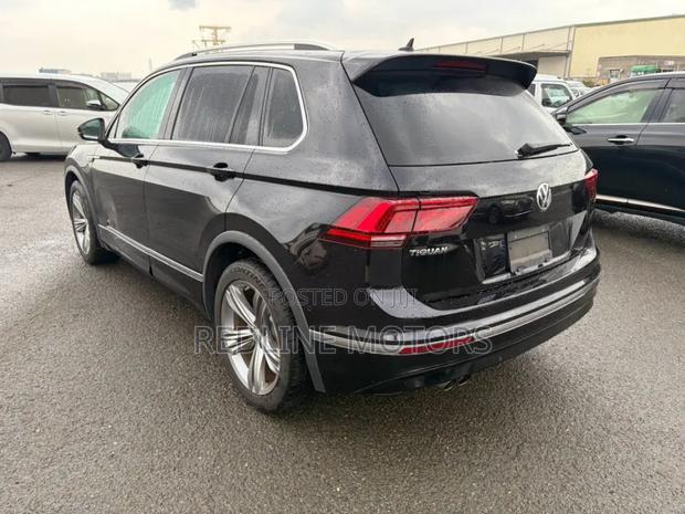 Volkswagen Tiguan 2020 Black