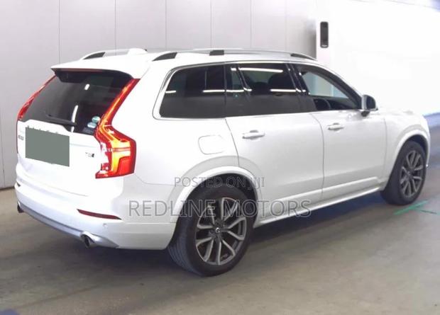 Volvo XC90 T5 R-Design 7 Passenger AWD 2020 White