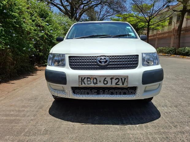 Toyota Succeed 2006 White