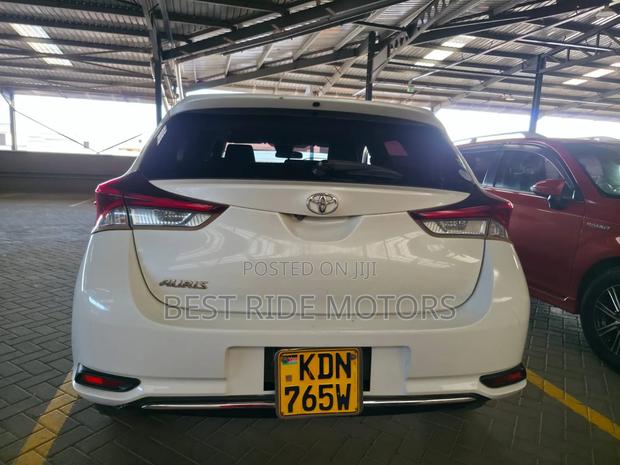 Toyota Auris 2017 White
