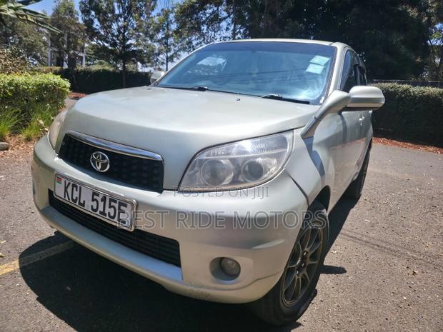 Toyota Rush 1.5 AWD 2011 Beige