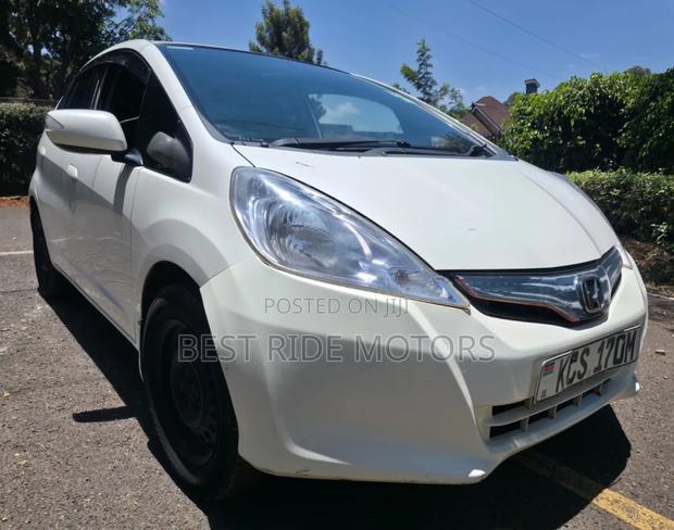 Honda Fit 2012 White