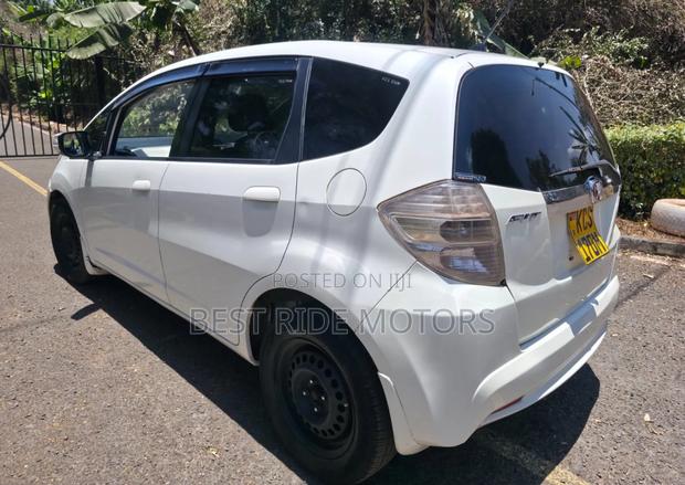 Honda Fit 2012 White