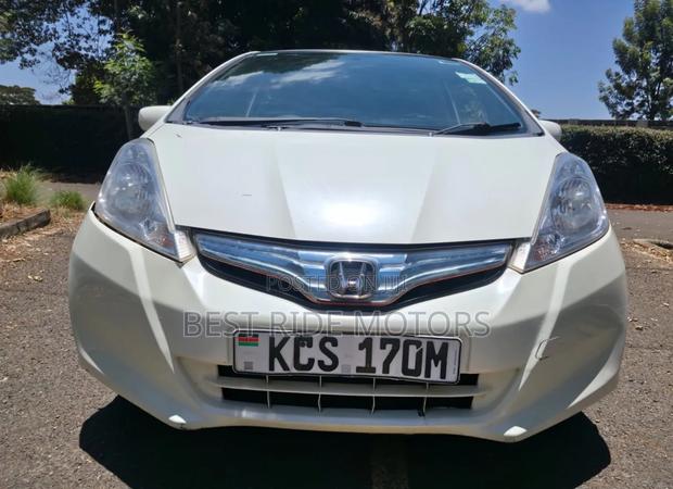Honda Fit 2012 White