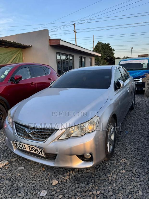 Toyota Mark X 2.5 RWD 2012 Silver