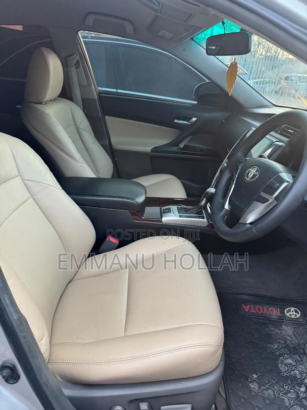 Toyota Mark X 2.5 RWD 2012 Silver