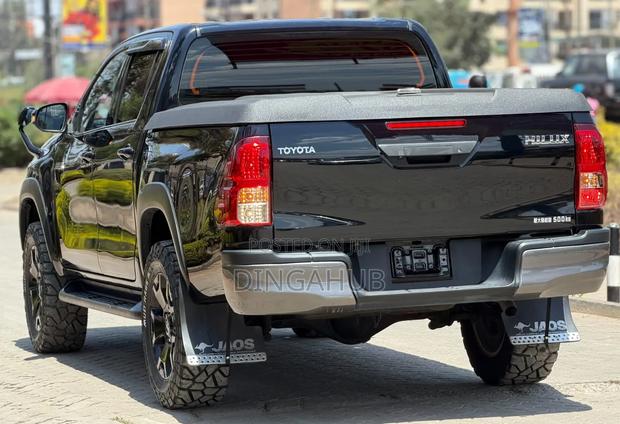 Toyota Hilux 2.4 Diesel 2020 Gray