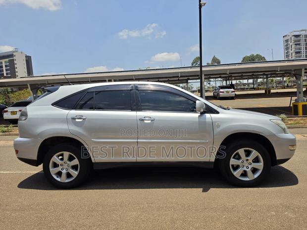 Toyota Harrier 2.4 2010 Silver