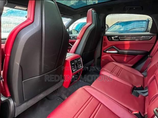 Porsche Cayenne Turbo AWD 2020 Black