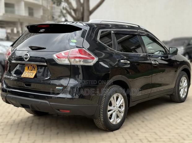 Nissan X-Trail 2016 Black