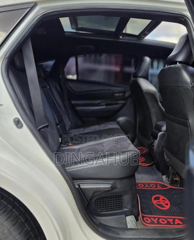 Toyota Harrier 2016 White