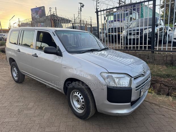 Toyota Succeed 2019 Silver