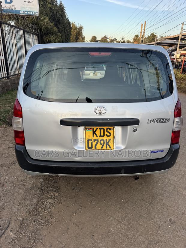 Toyota Succeed 2019 Silver