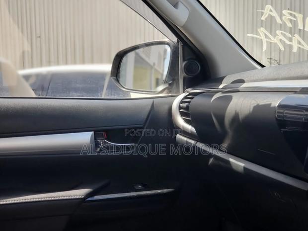 Toyota Hilux Revo Smart Cab Deisel 2.4 AWD 2021 Black