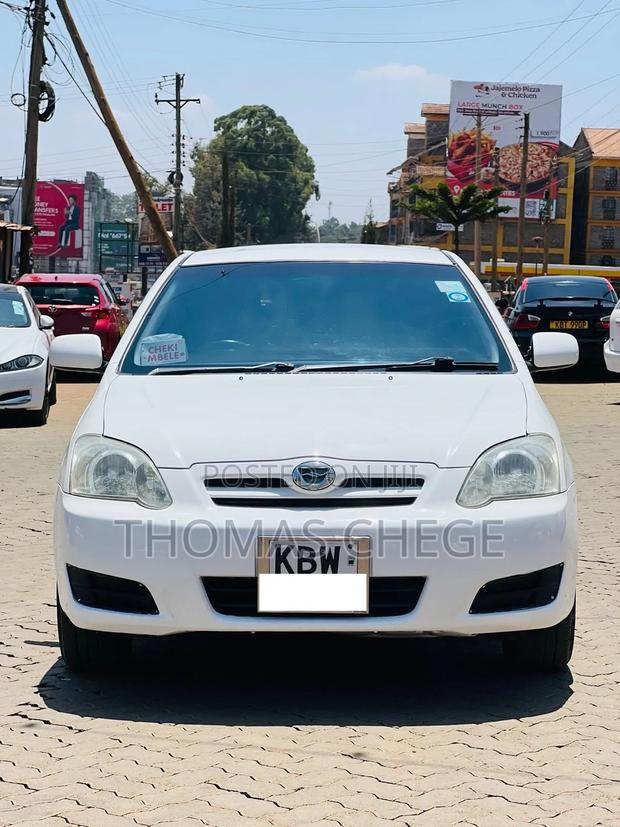 Toyota Corolla RunX 2006 White