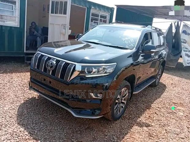 Toyota Land Cruiser 3.3 Diesel 4WD 2021 Black