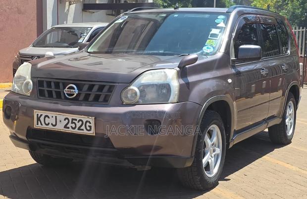 Nissan X-Trail 2009 Brown