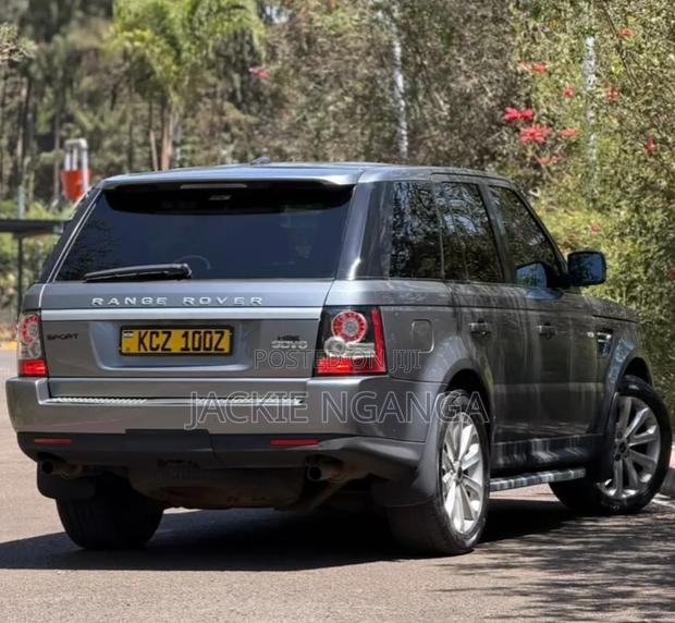 Land Rover Discovery Sport 2015 Gray