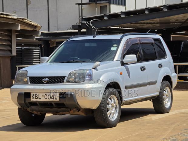 Nissan X-Trail 2.0 2003