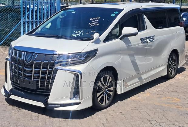 Toyota Alphard 2019 White