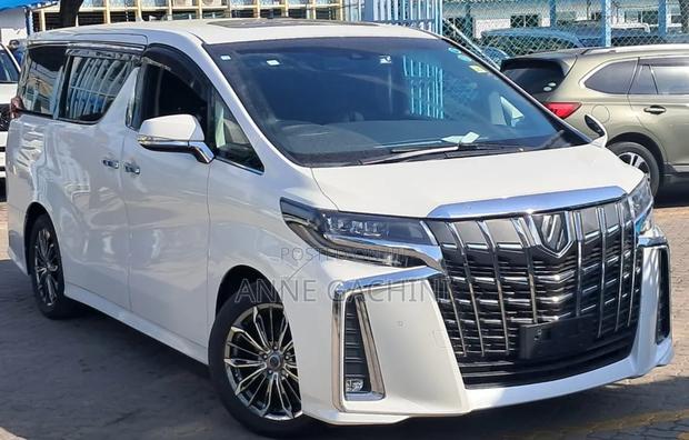 Toyota Alphard 2019 White