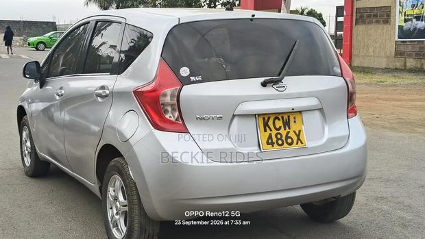Nissan Note 2012 Silver