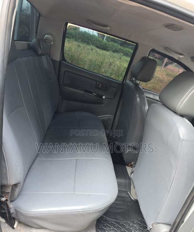 Toyota Hilux 2014 White