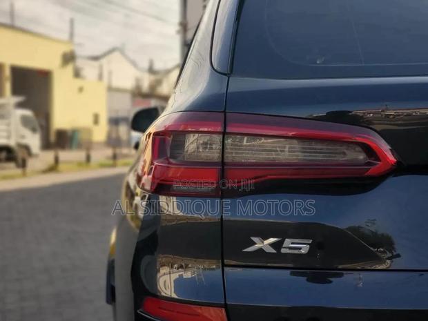 BMW X5 xDrive50i AWD 2019 Gray