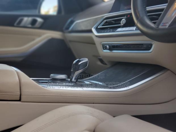BMW X5 xDrive50i AWD 2019 Gray