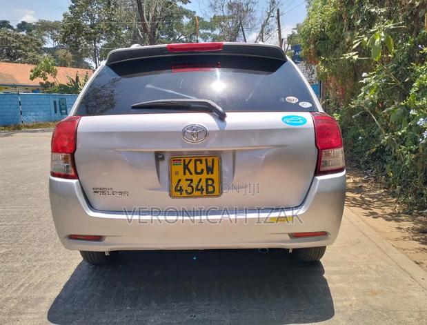 Toyota Corolla Fielder 2013 Silver