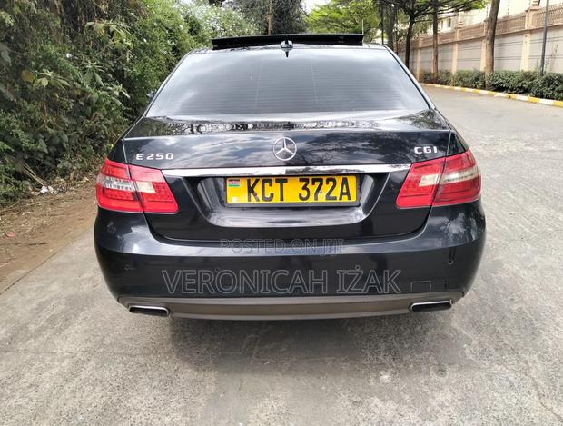 Mercedes-Benz E250 2011 Black